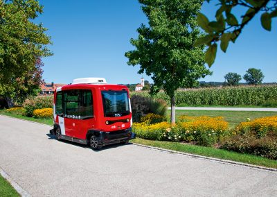 Im niederbayerischen Bad Birnbach bringt ioki den ersten autonomen Linienverkehr Deutschlands auf die Straße.